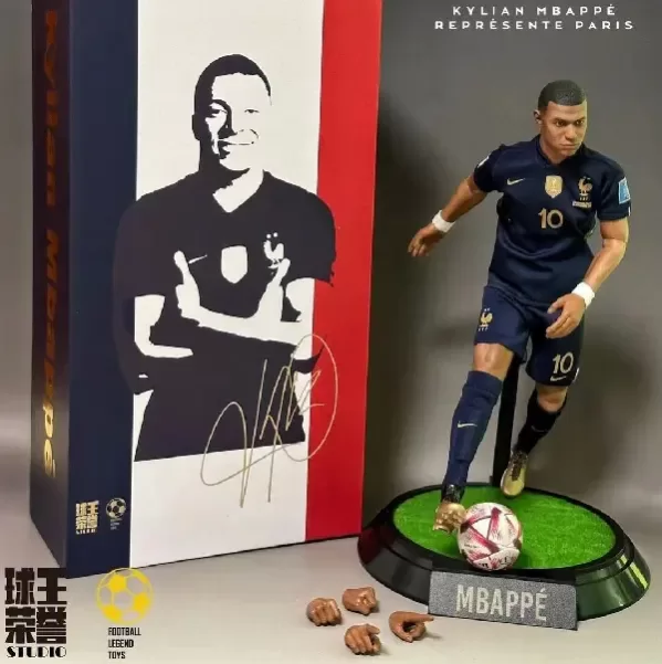 MK体育网页版姆巴佩皇家马德里2026赛季银河战舰领航者1:6限量版手办雕像